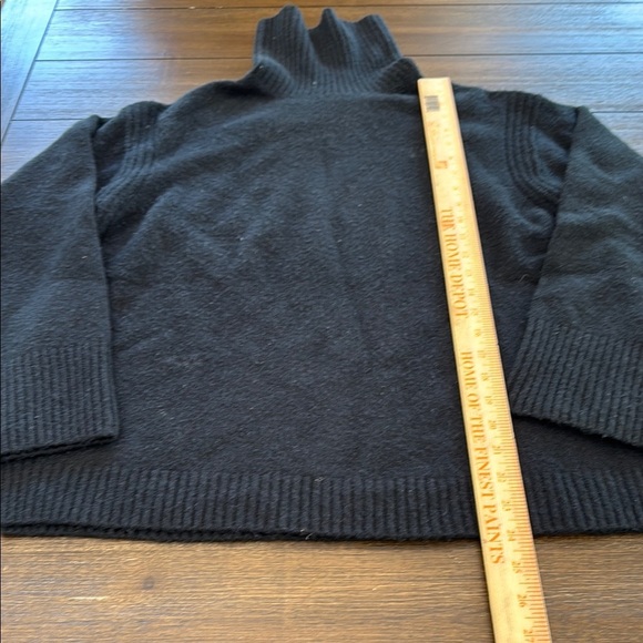 J. Crew Turtleneck sweater in Supersoft yarn Size S - Picture 4 of 12